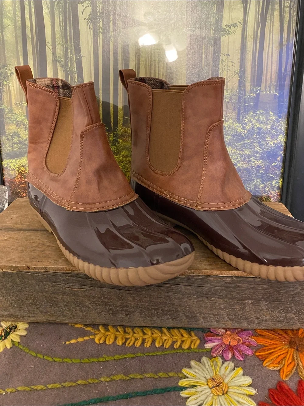 Yoki Brown Two-Tone Duck-Style Rain Chelsea Boots